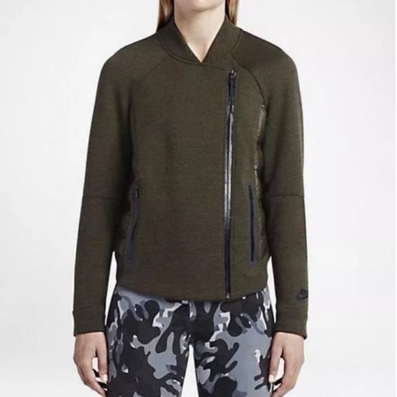 NIKE Aeroloft Tech Fleece Bomber Jacket - Picture 5 of 15